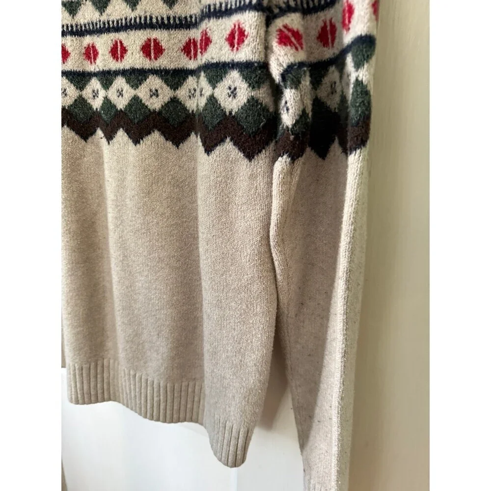 Old Navy men’s size small brown Christmas sweater